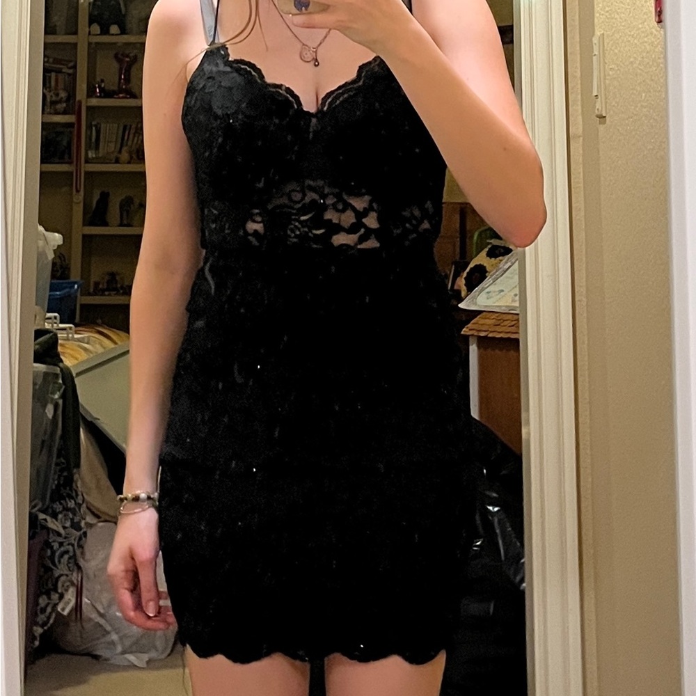Black Sleeveless Sweetheart Bodycon Mini Dress